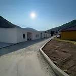 아파트 Leiligheit 송달